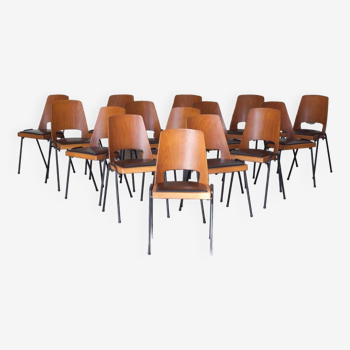 Set of 16 Baumann Manhattan chairs 1970