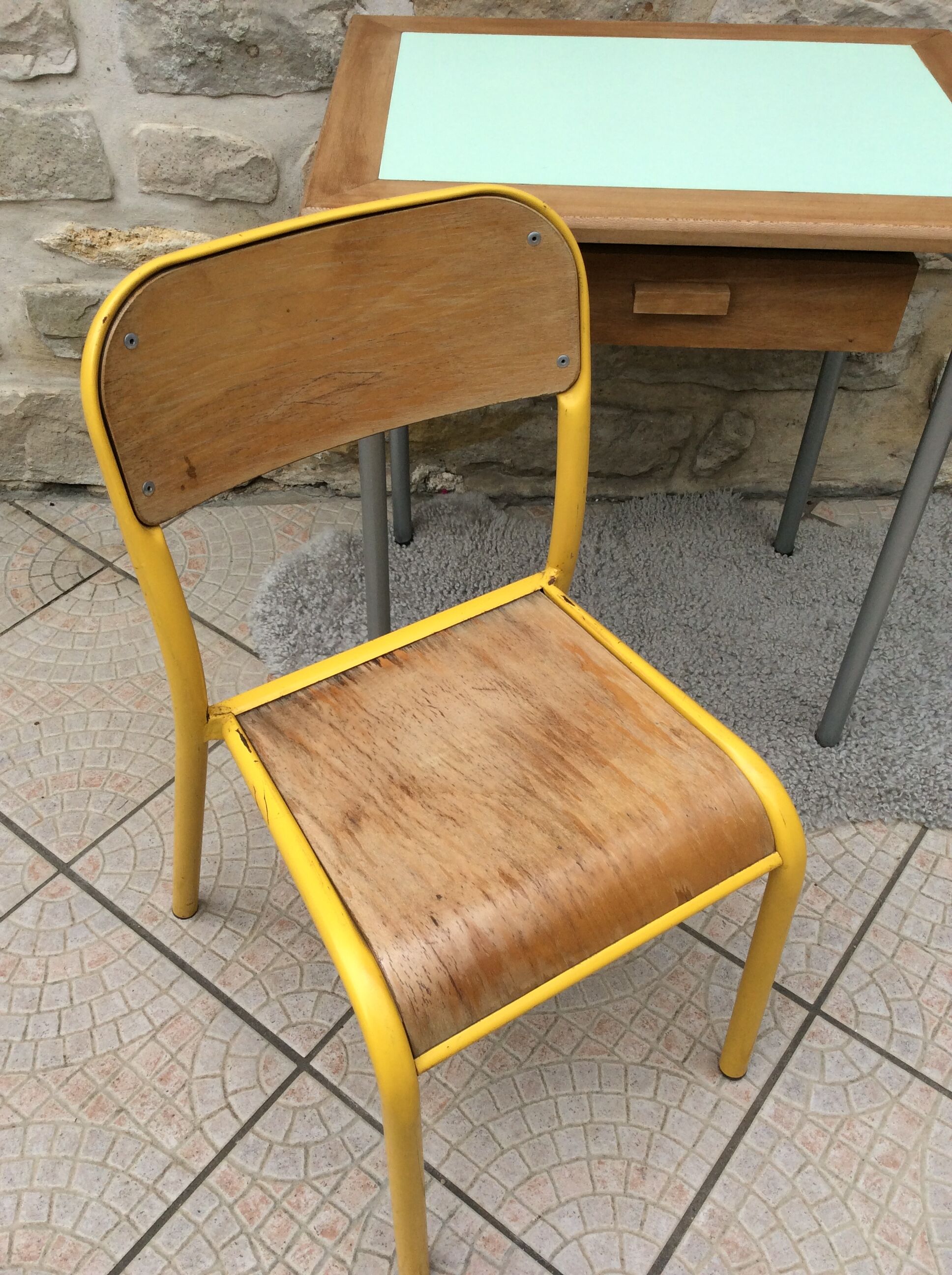 Bureau écolier et sa chaise