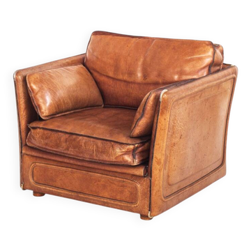 Fauteuil club vintage Roche Bobois. Cuir de buffle couleur camel France 80s