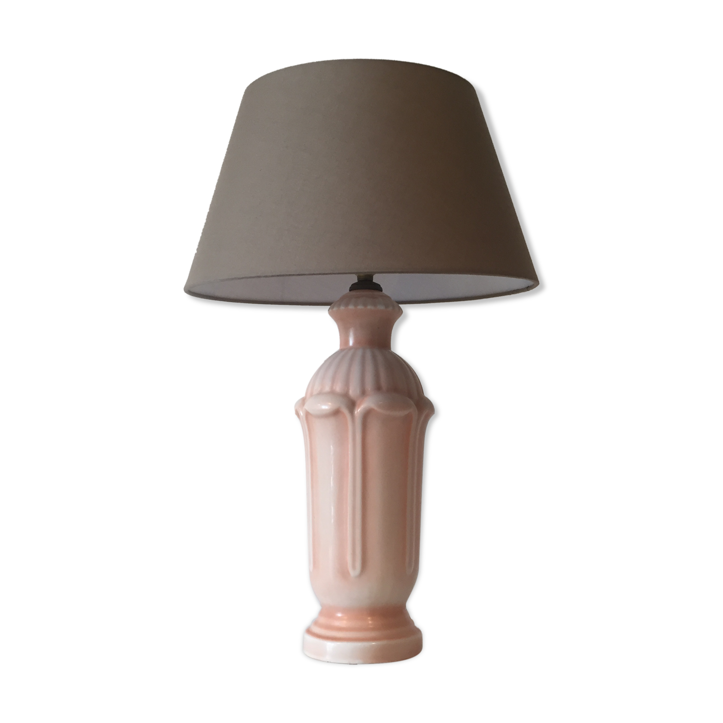 Pink ceramic lamp patinated way