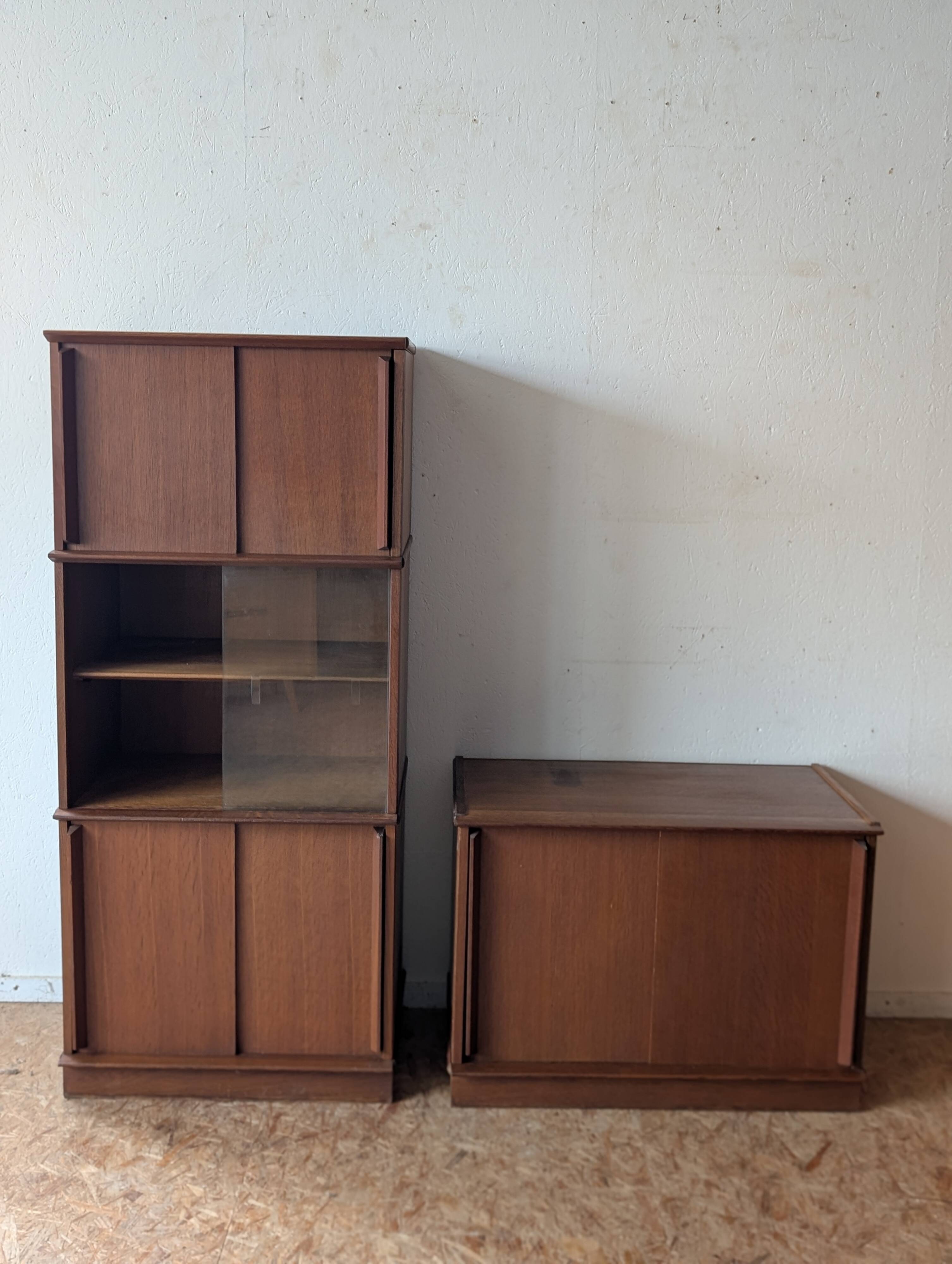 Asymmetrical Oscar furniture from the 60s/70s.
