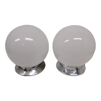 Appliques globe en opaline