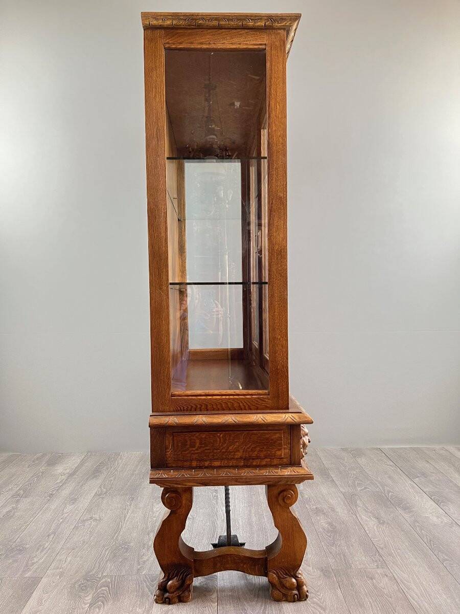 Carved oak display case, Neo-Renaissance style, 20th century