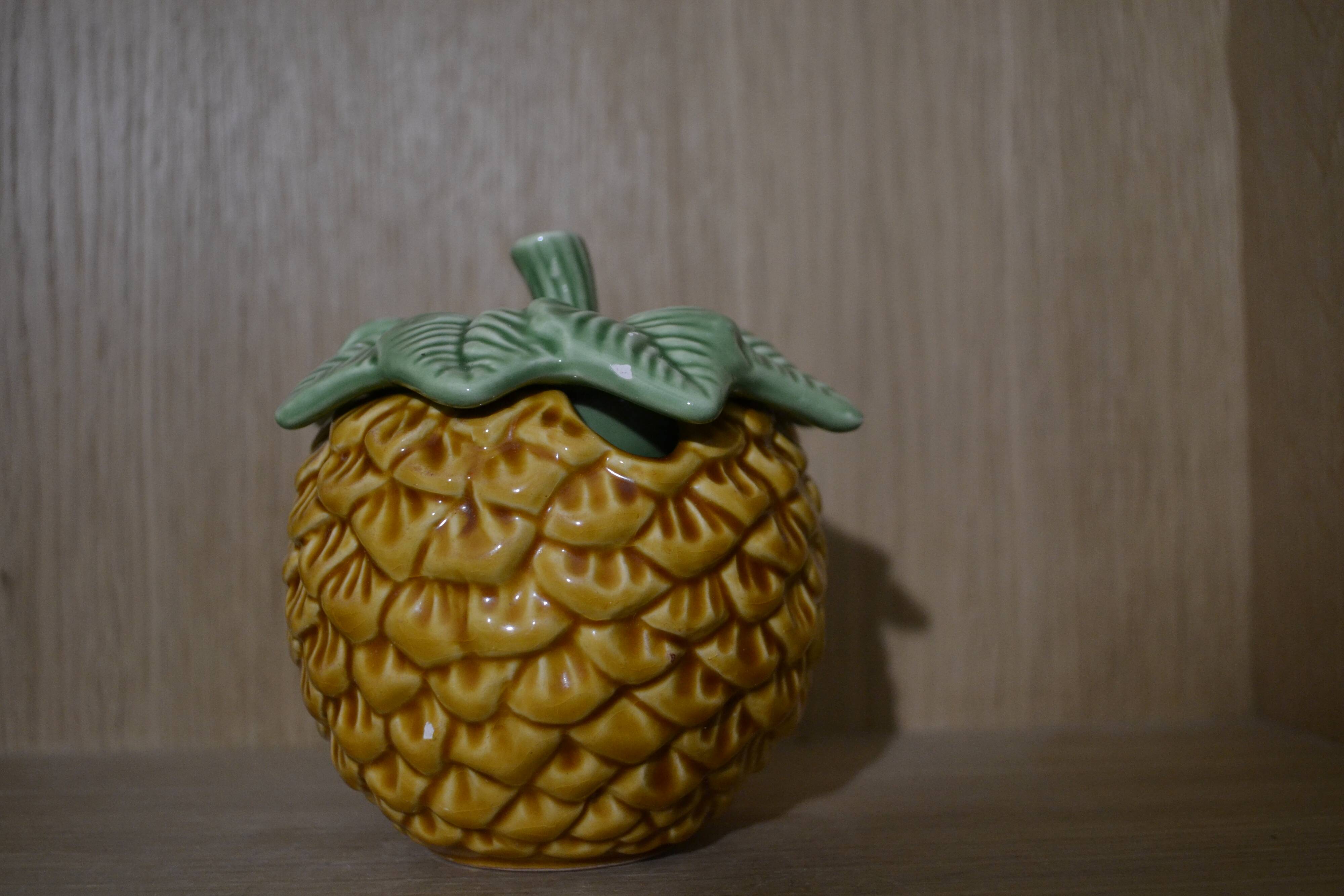 Jam pineapple in slurry