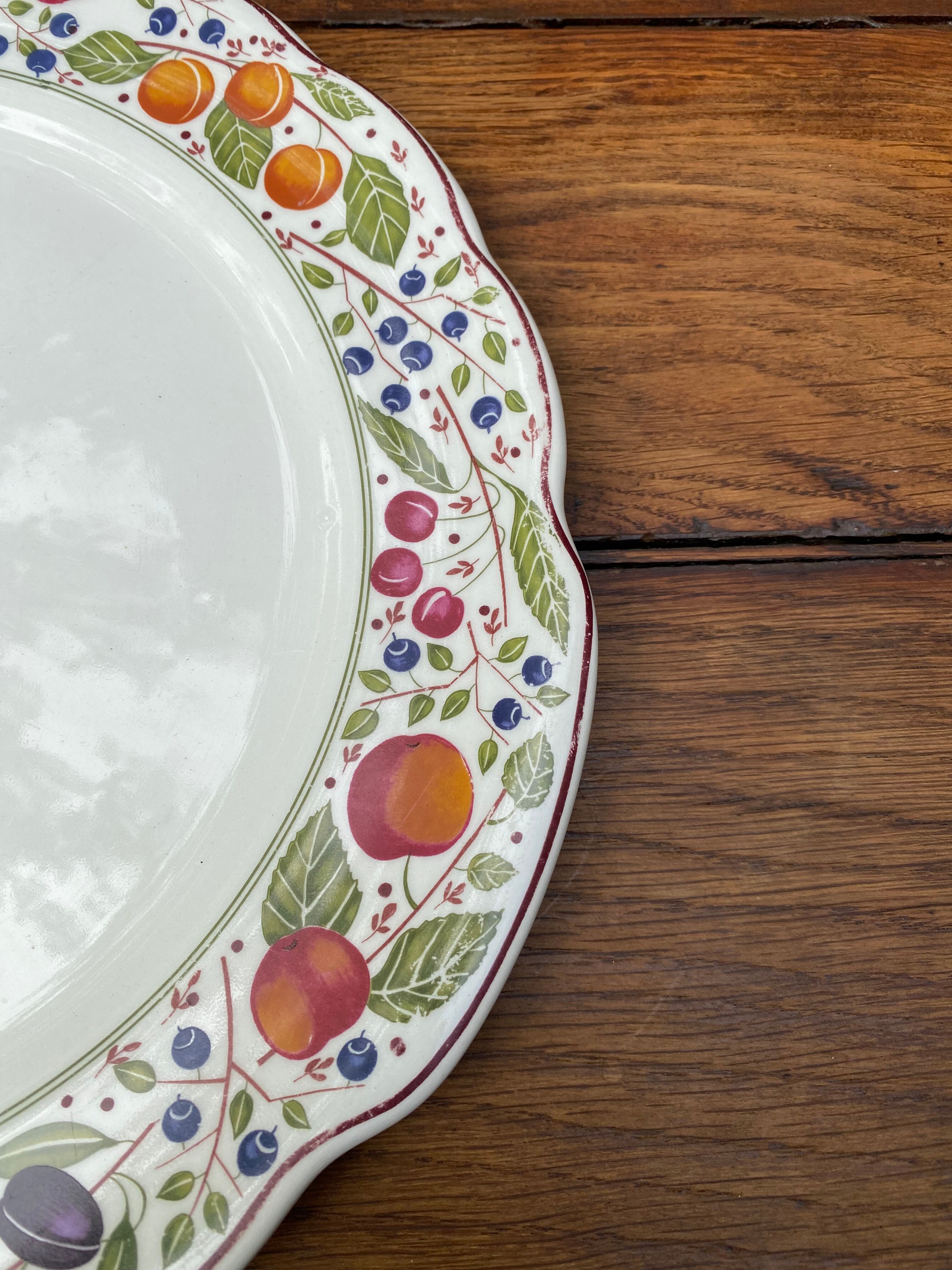 6 plates and 1 dish GIEN twentieth century