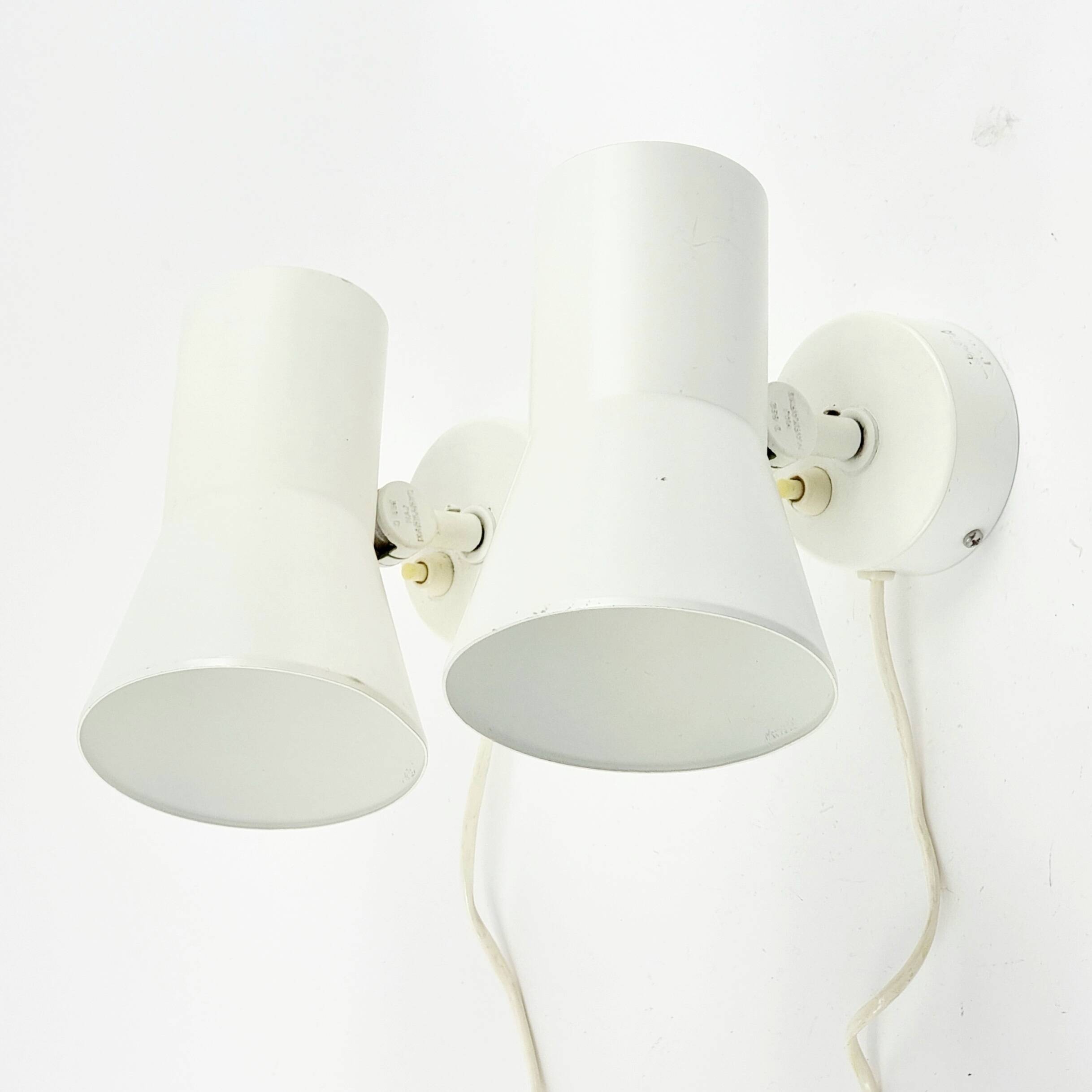 Pair of Scandinavian Mid Century Wall Lights Model V-239 from Hans-Agne Jakobsson Ab Markaryd, 1960s