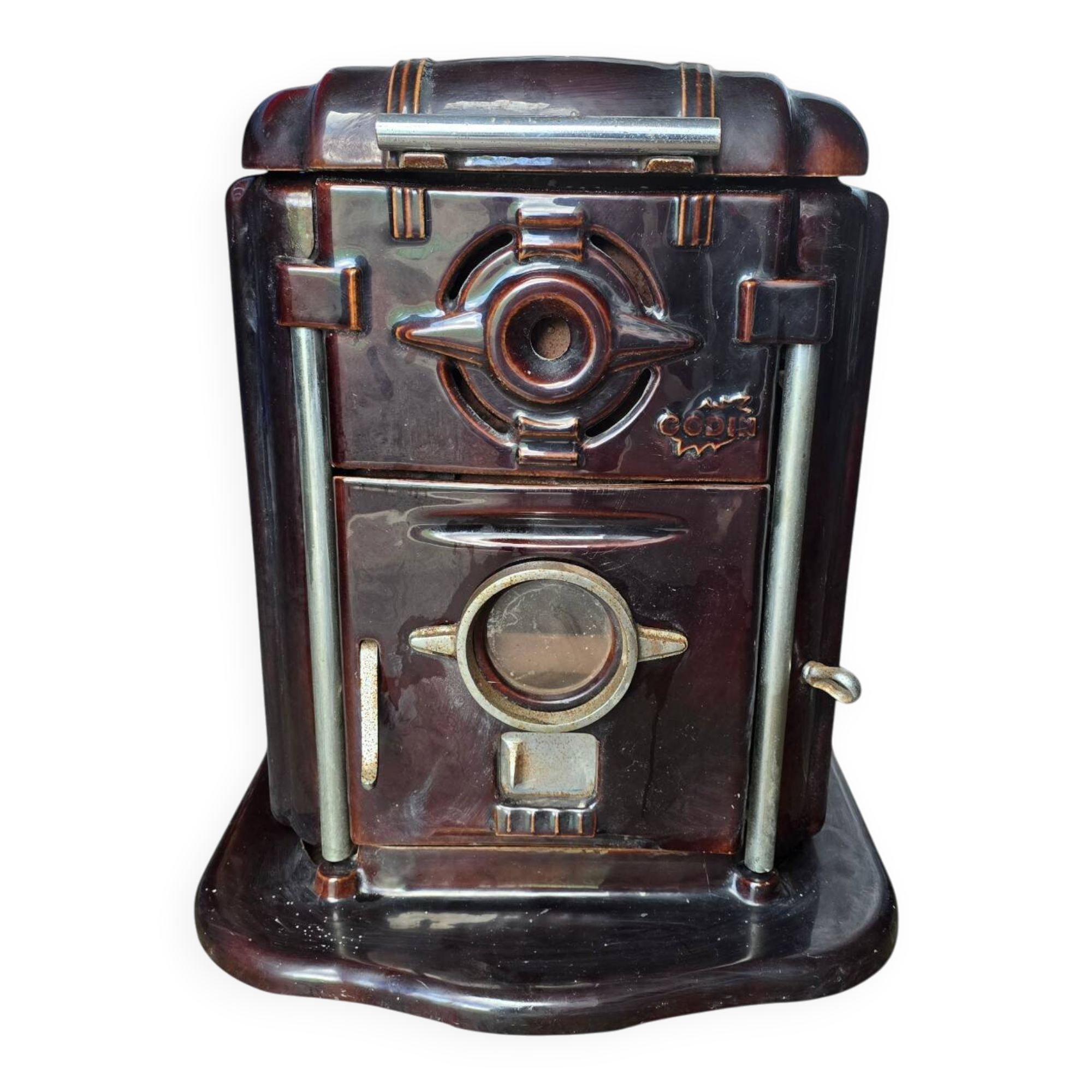 Vintage Godin Art Deco cast iron stove in aubergine enamel.