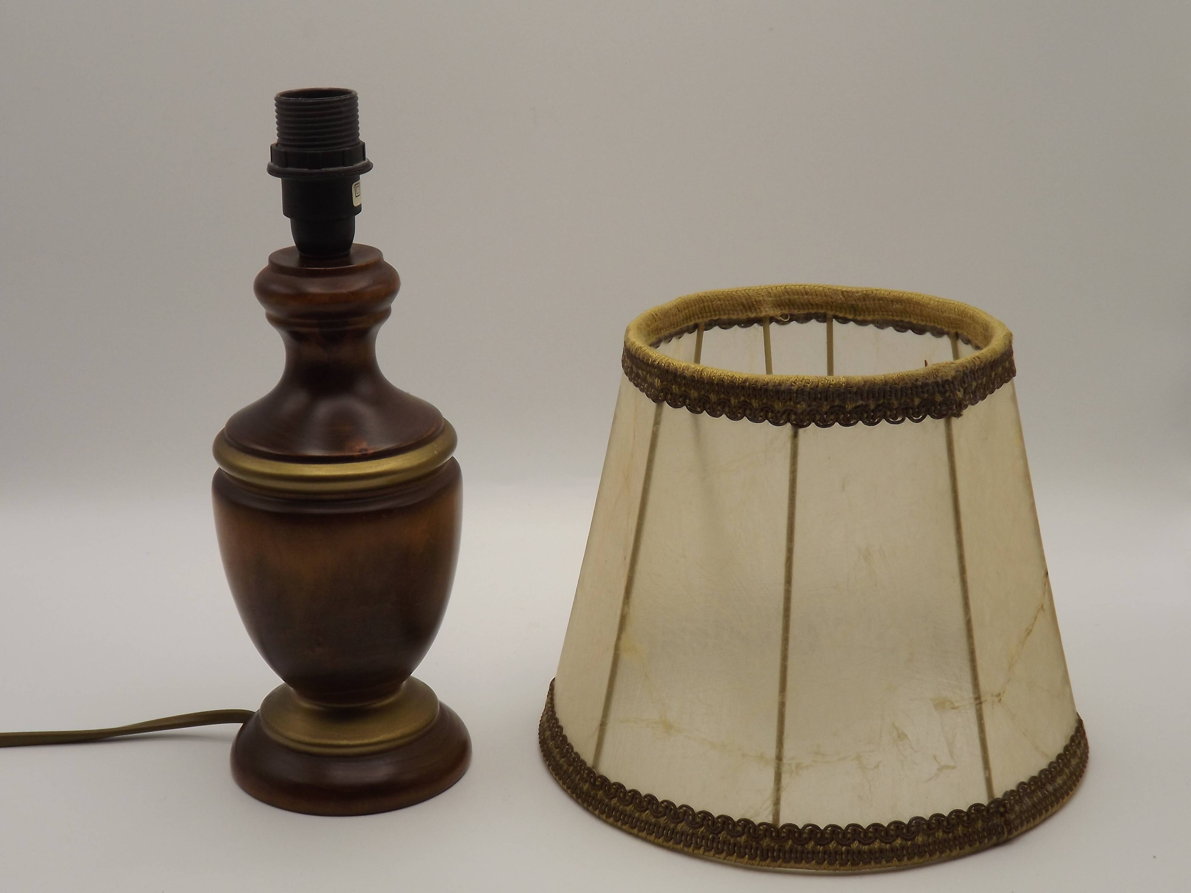 French Mid-Century Round Turned Wood Table Lamp with Hide Skin Shade