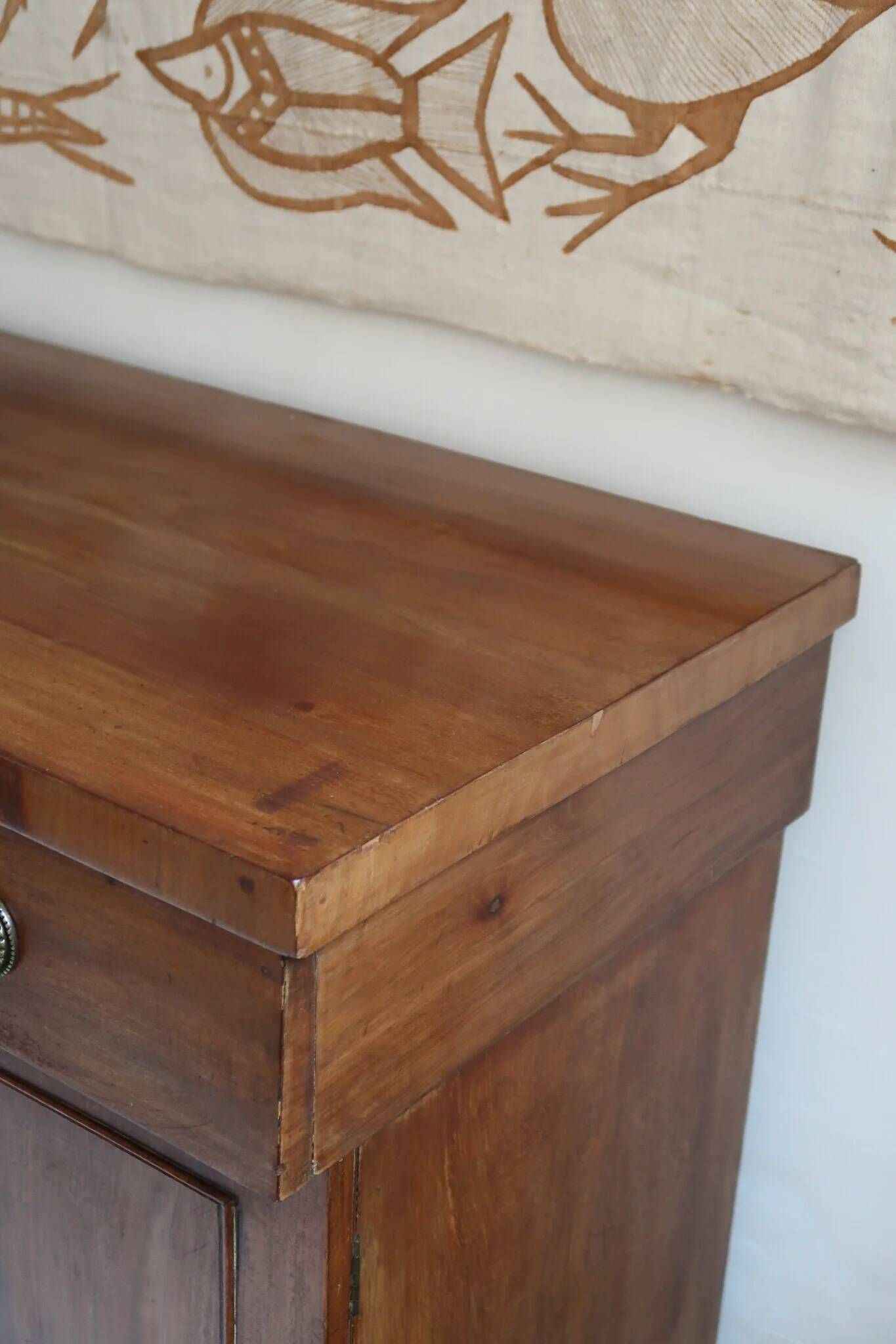 Walnut sideboard, 3 drawers and 3 doors, 1930s.