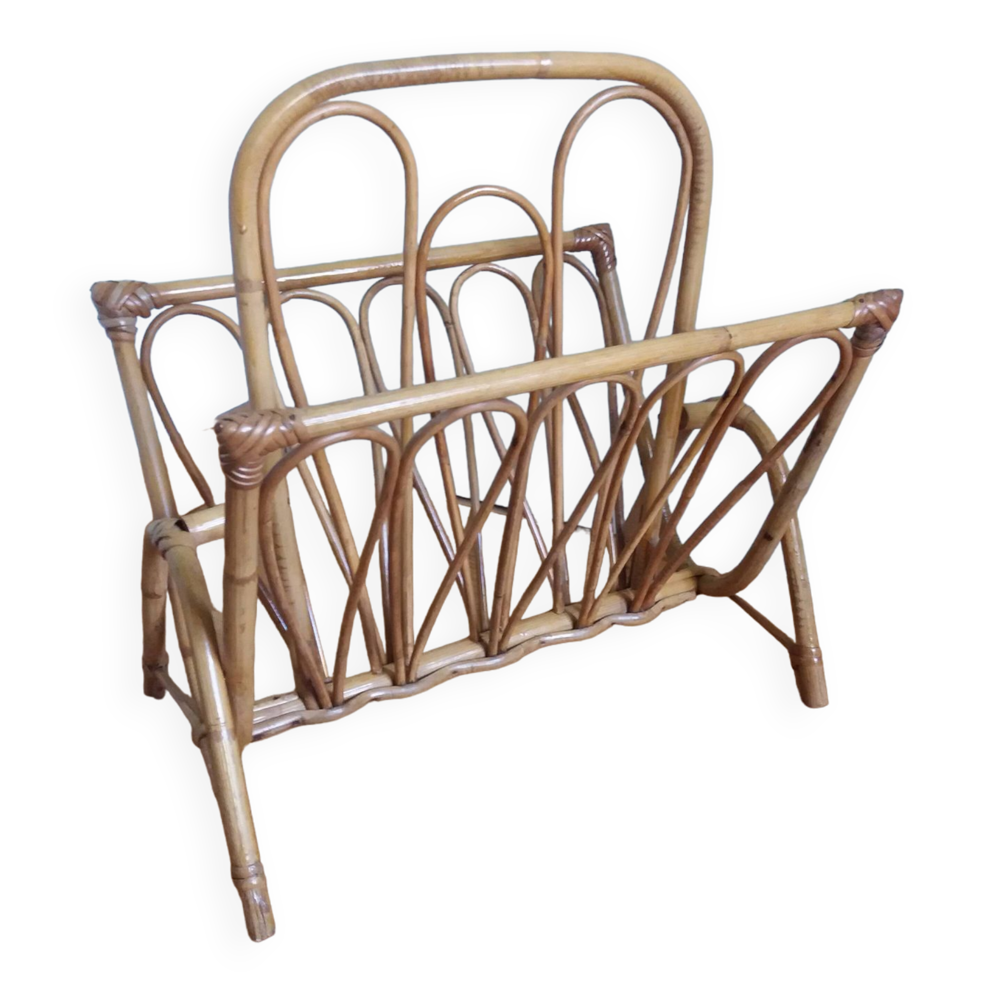 Wicker magazine rack