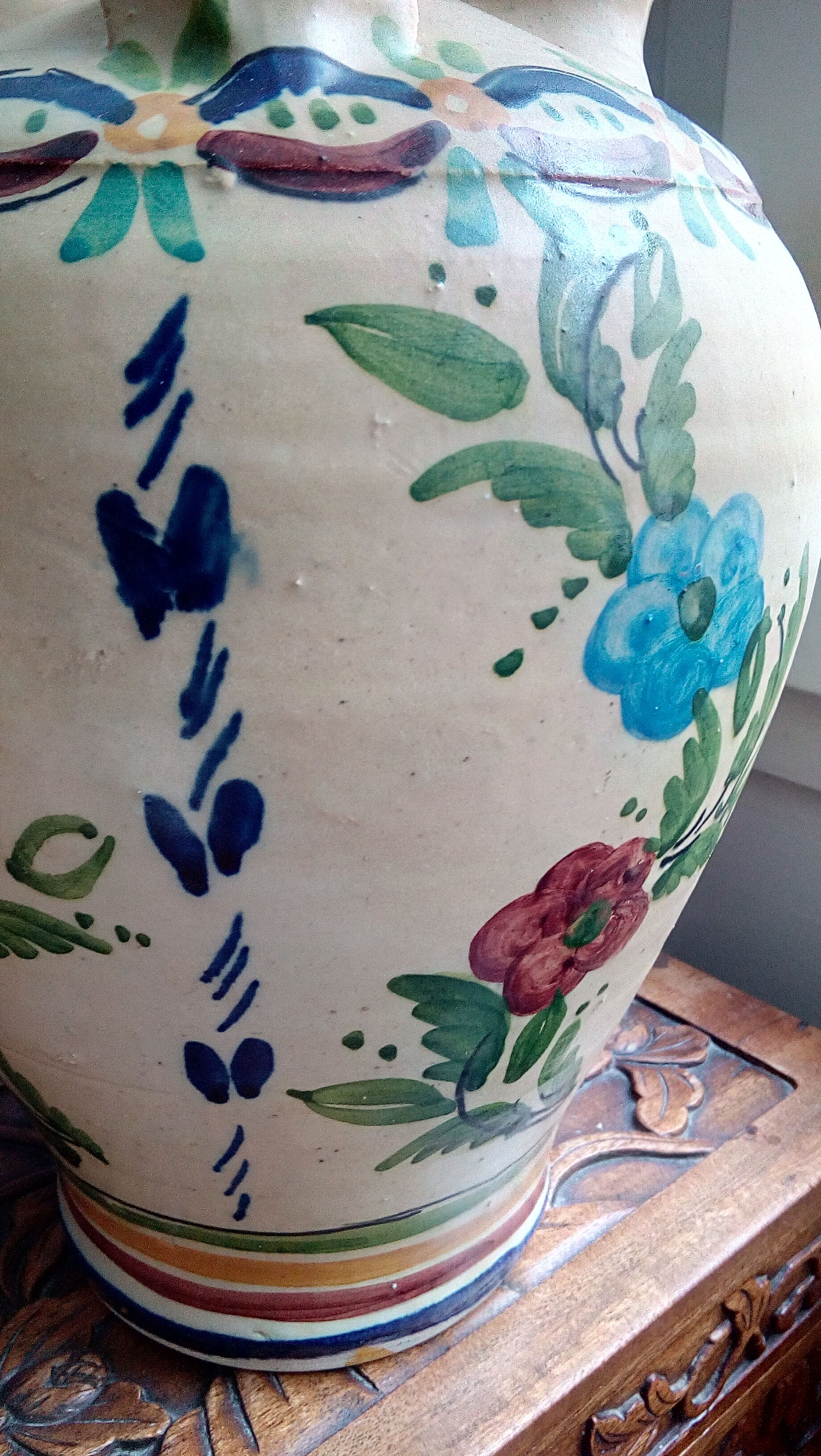 Flower jug gargoulette