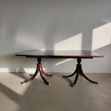 English dining room table in mahogany veneer late nineteenth with two extensions (from 1m80 to 2m80)
