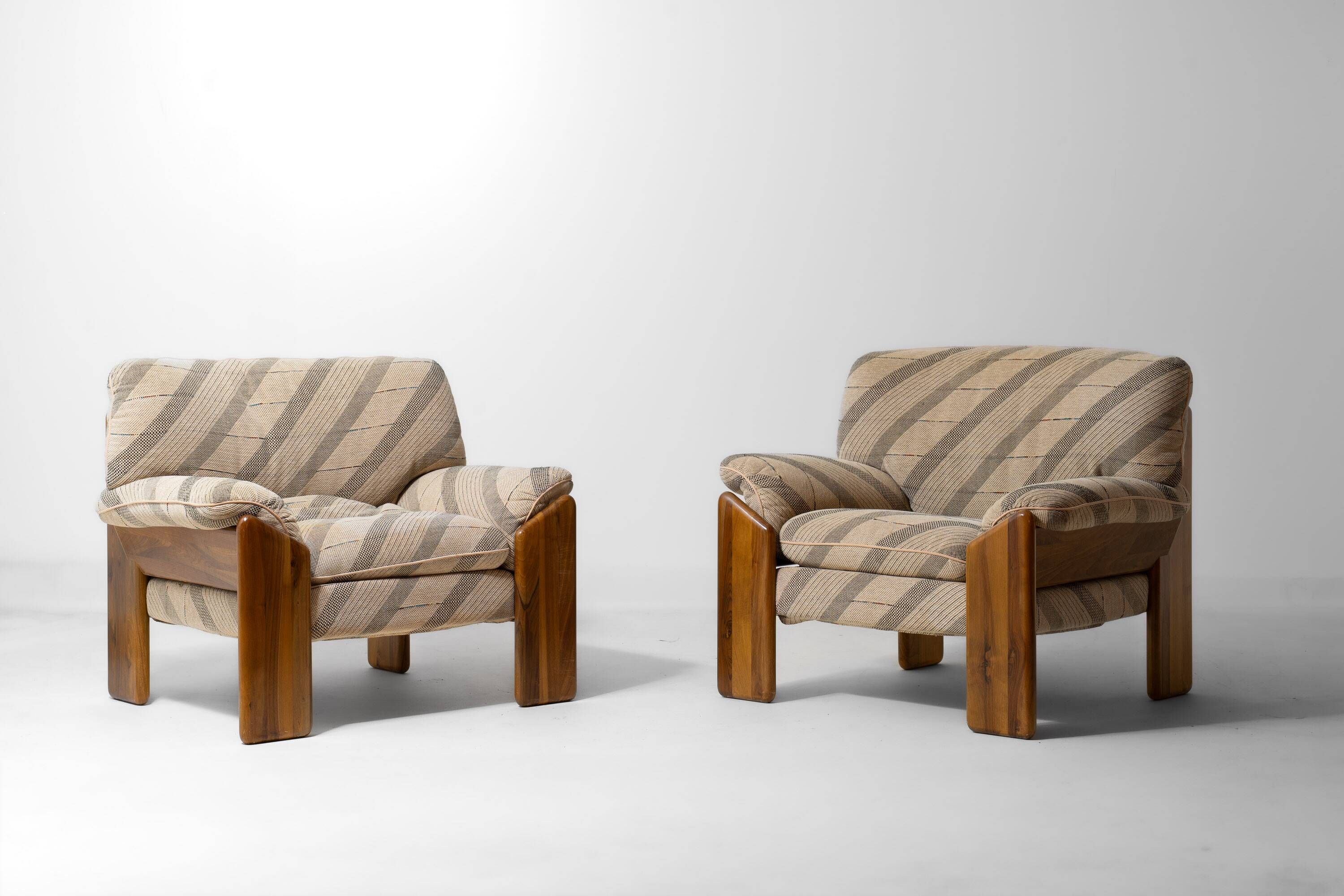 Sapporo lounge chairs by Mario Marenco