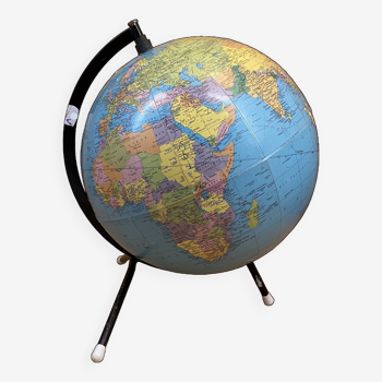 Globe terrestre années 90