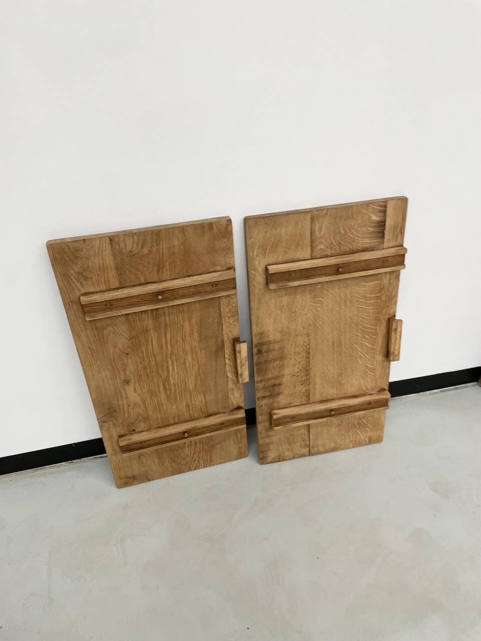 Oak farmhouse table 120cm + 200cm extensions