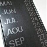 perpetual calendar wall design vintage 80s