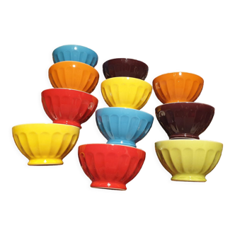 Ribbed ceramic bowls