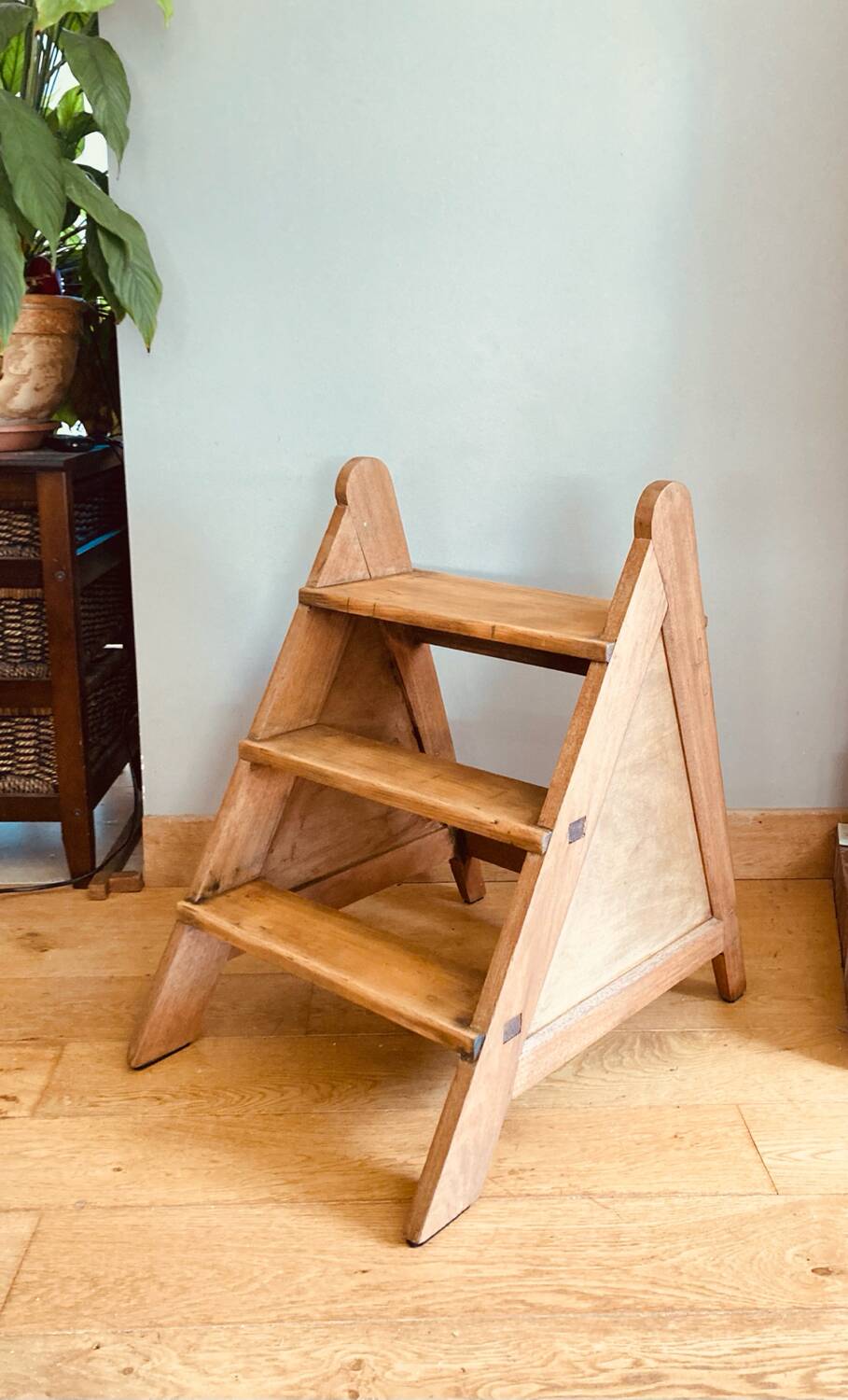 Closed staircase from the mid-20th century, mortise joints