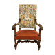 Ancien fauteuil de style bois et tissu décor licorne