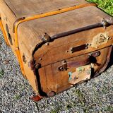 Travel trunk 1900