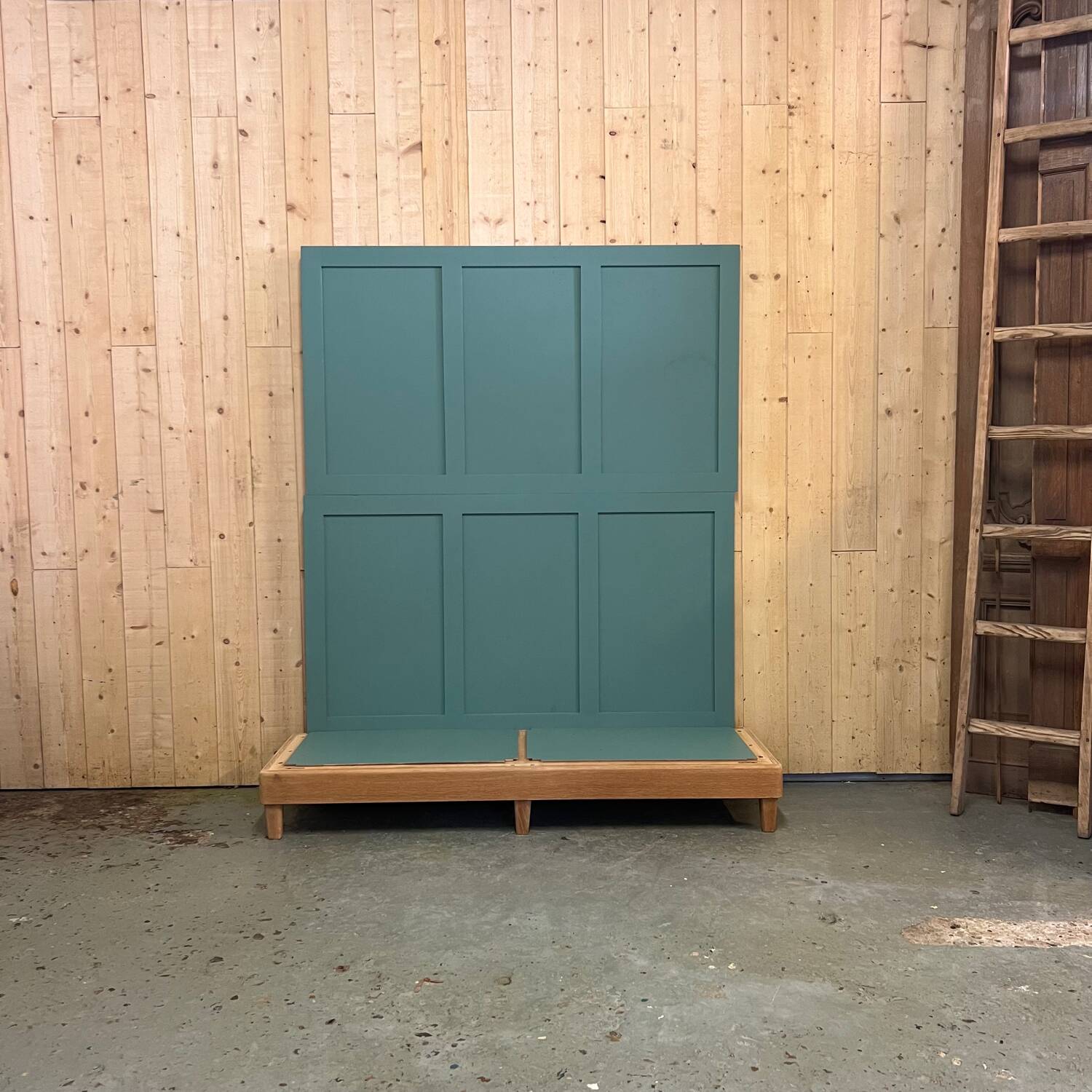 Vintage oak display case, removable