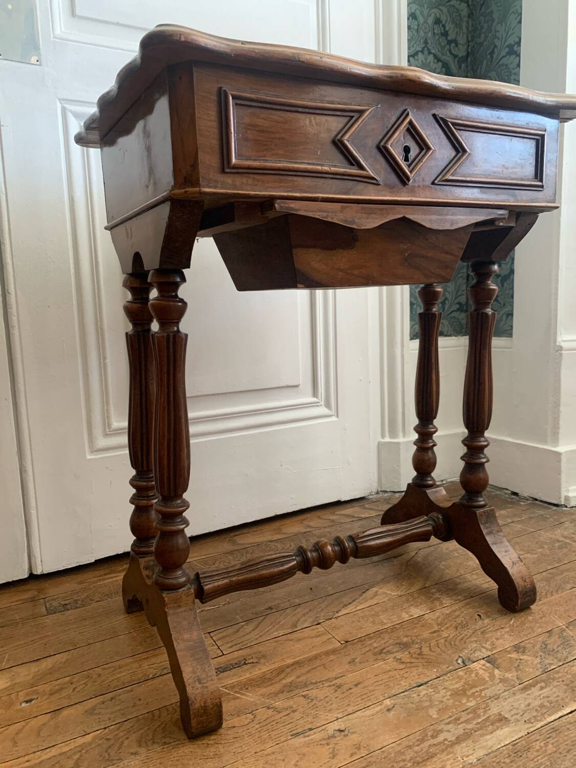 Table travailleuse