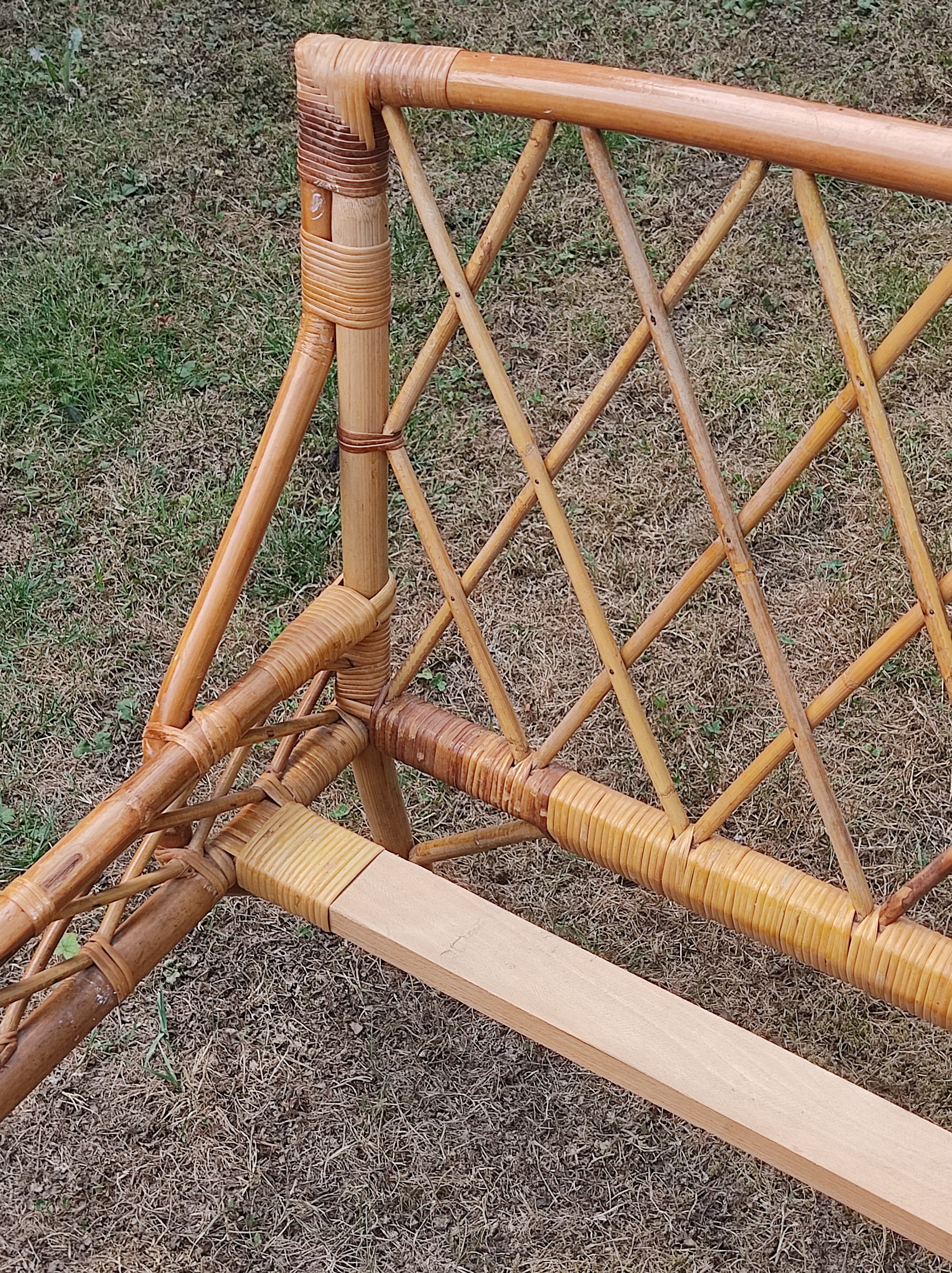 Rattan bed 1 place, 60s