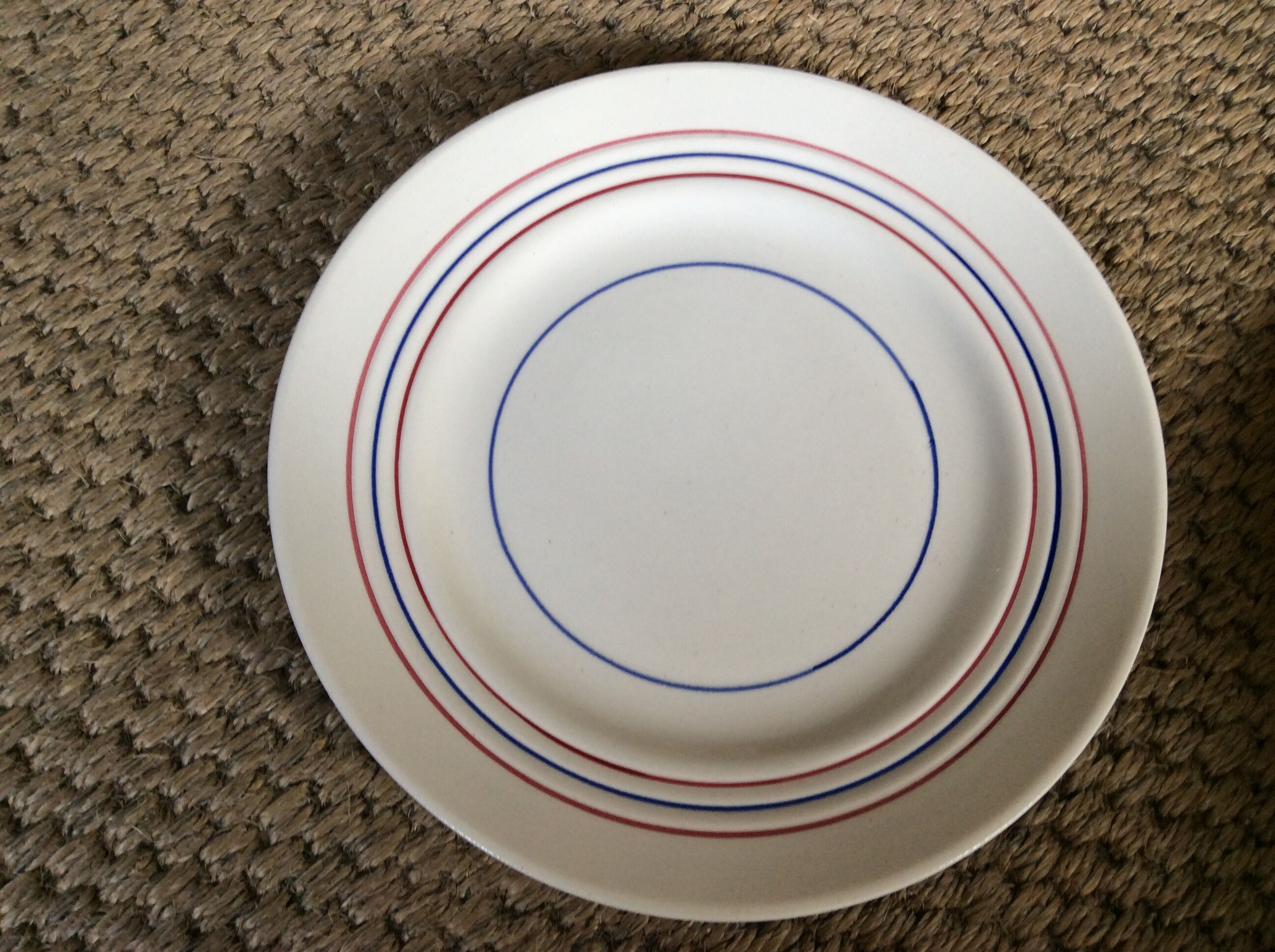 Série de 7 assiettes à dessert vintage