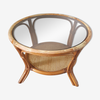 Rattan table