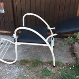 Country dentist's chair