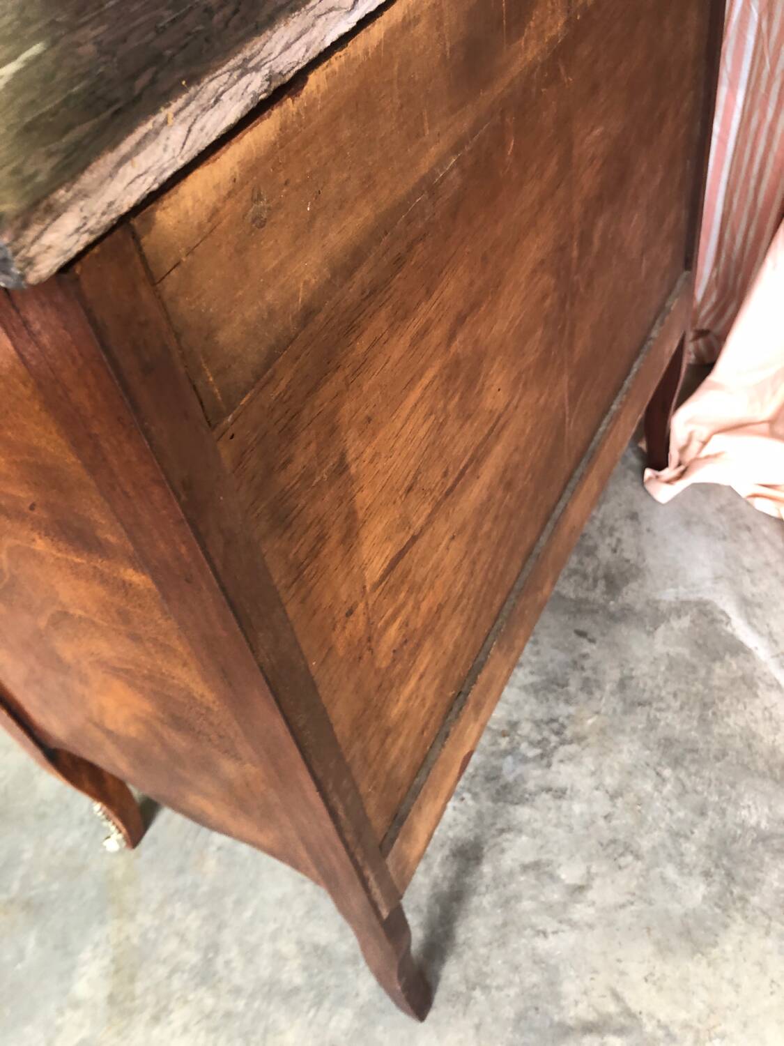 Small Louis XVI style chest of drawers