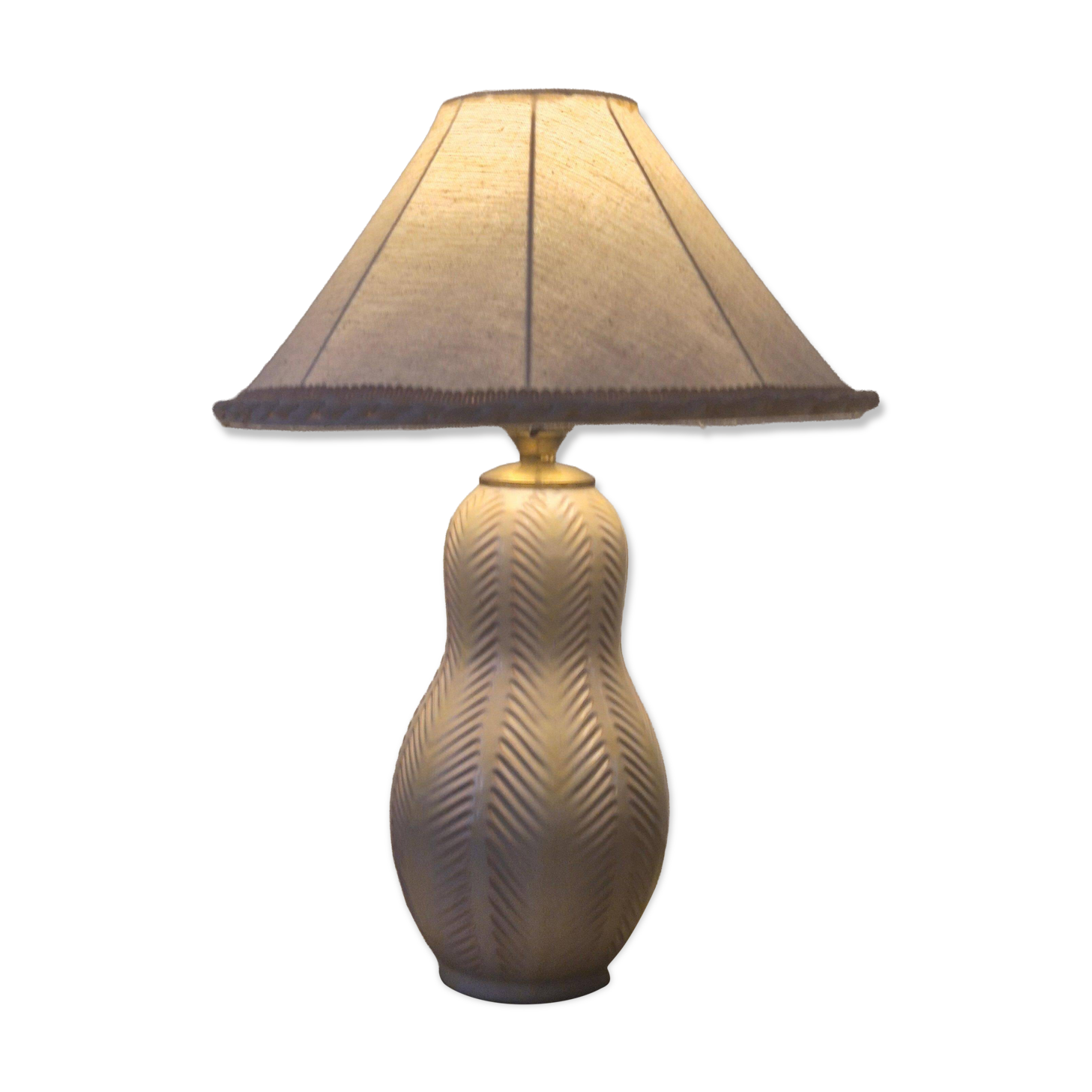 Modern Swedish table lamp with a ceramic base by Anna-Lisa Thomson, mid-1900s.