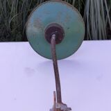 Swan collar lamp for outdoors