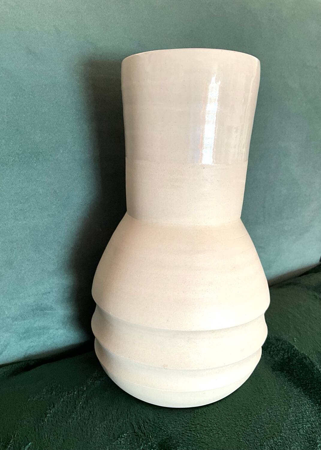 Vase céramique en grès beige