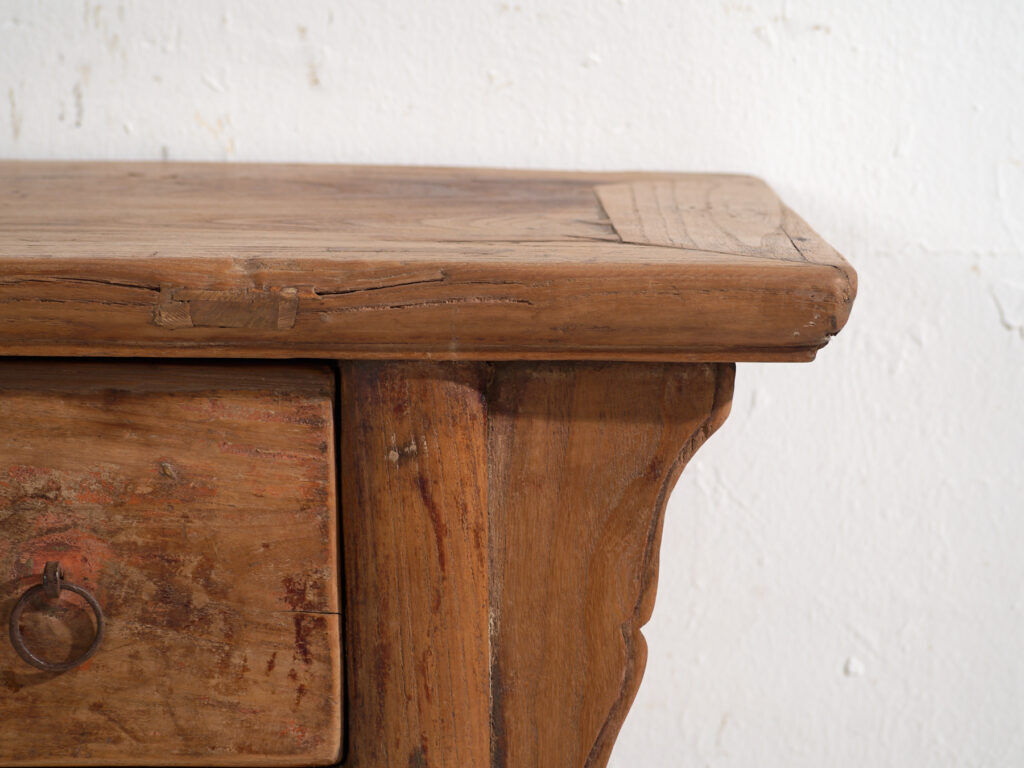 Shanxi console in elm with drawers – China, circa 1930