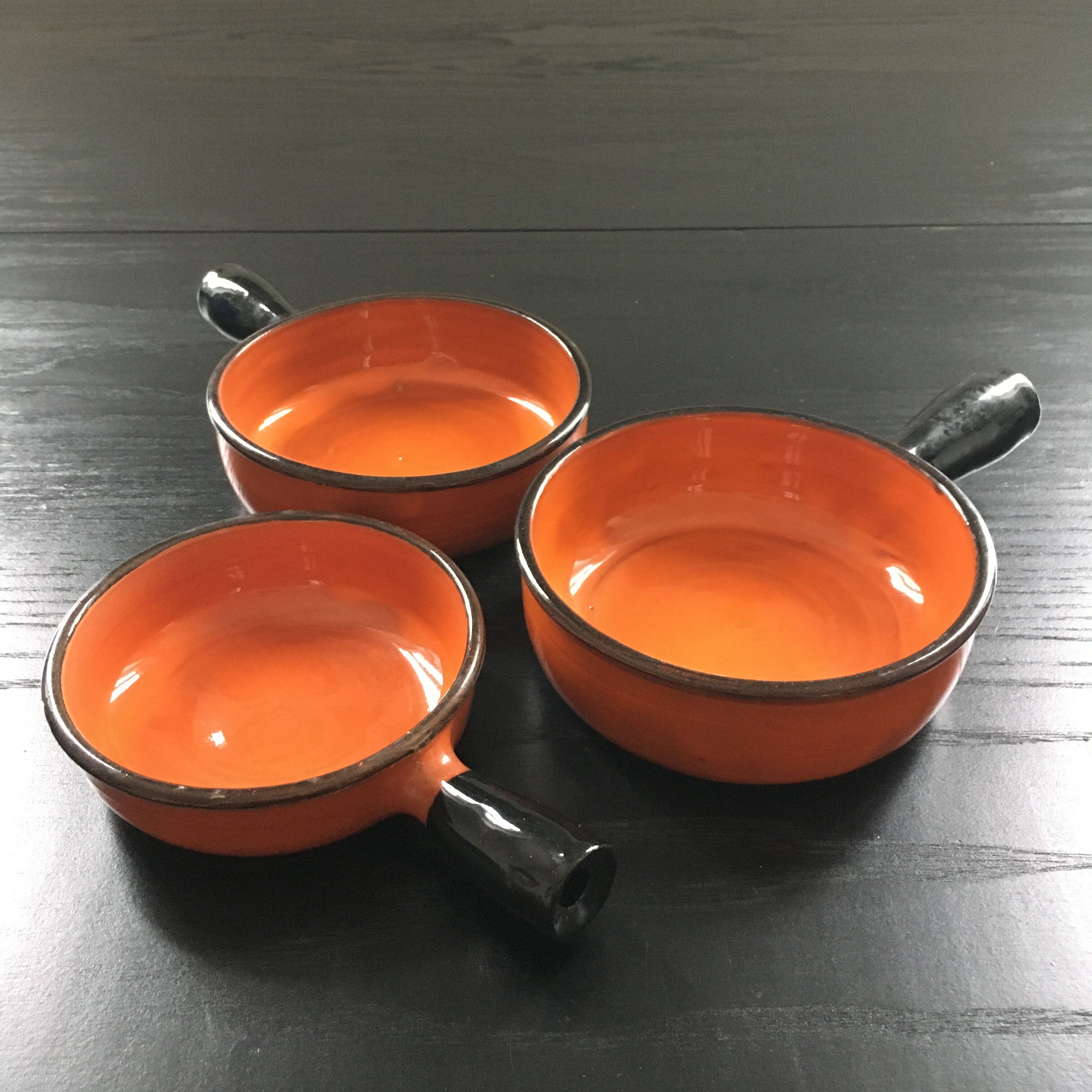 Lot 3 poêlons orange et noir