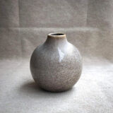 Round vase
