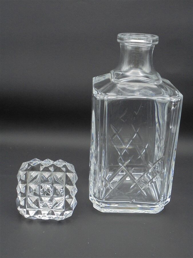 Crystal whisky carafe
