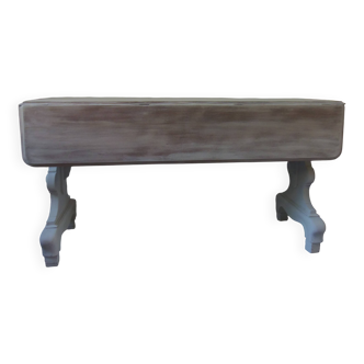 Console, table en noyer avec rallonges à rabats, piètement patiné gris.