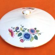 Porcelain tureen with floral decoration Berry Haute Porcelaine