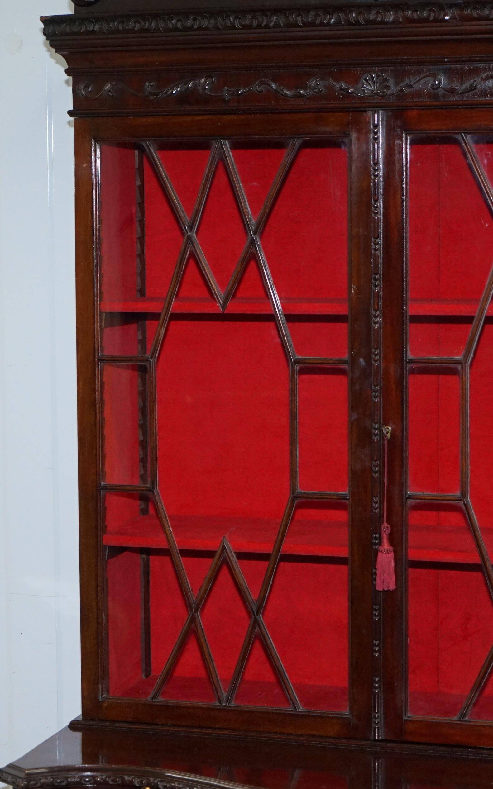 George III Library Thomas Chippendale in Hardwood on Serpentine Chest of Drawers