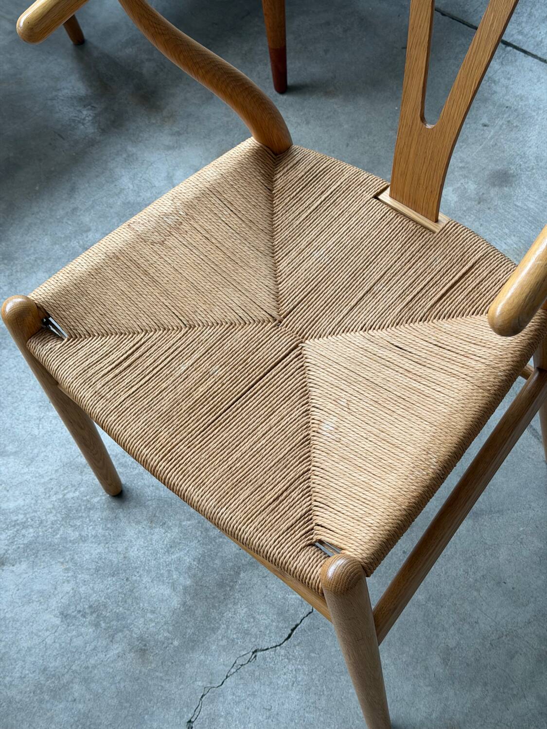 Set of 6 'CH24' wishbone dining chairs by Hans J Wegner for Carl Hansen, De