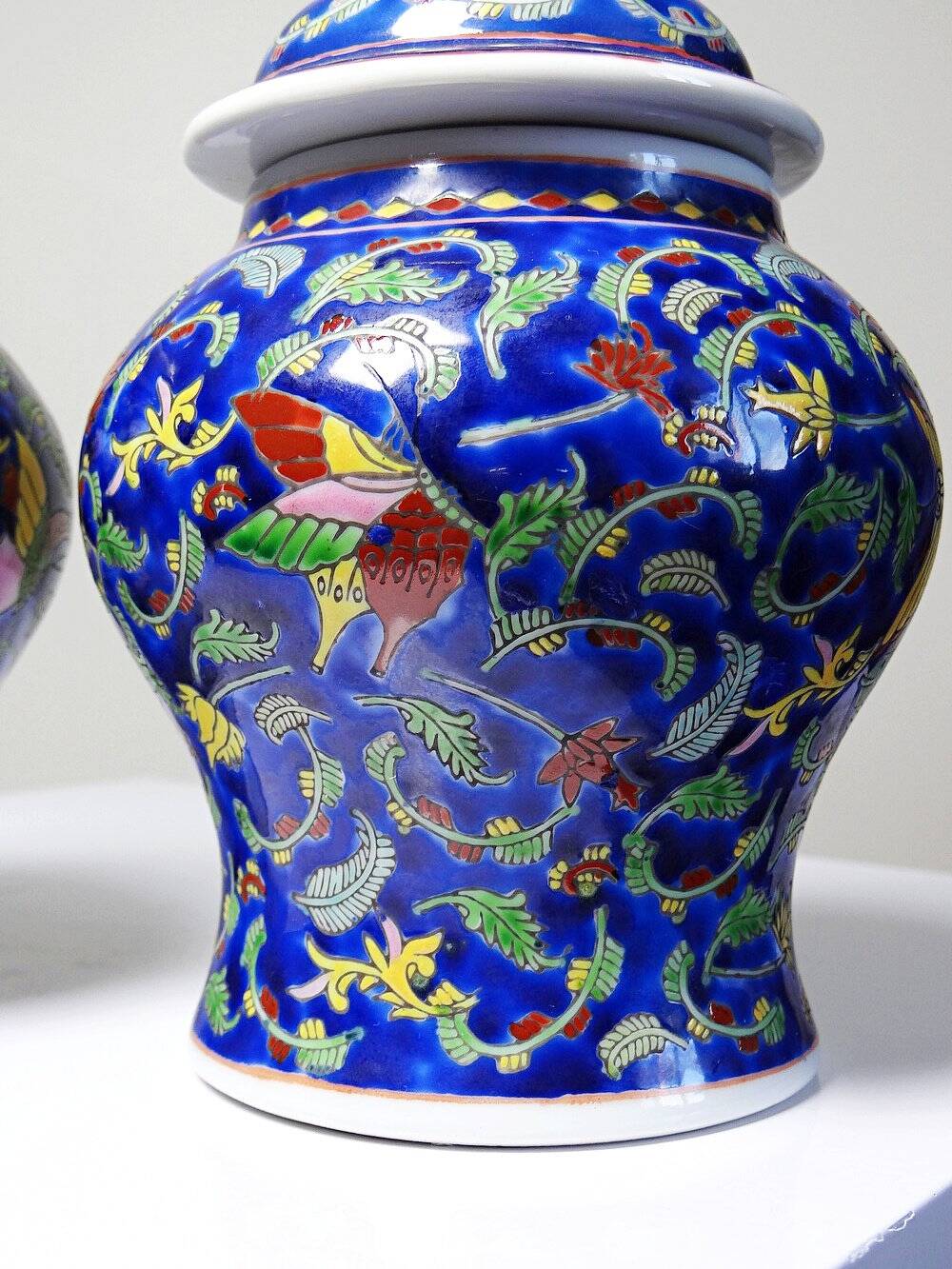 2 pots à gingembre vintage en porcelaine de Chine émaillée