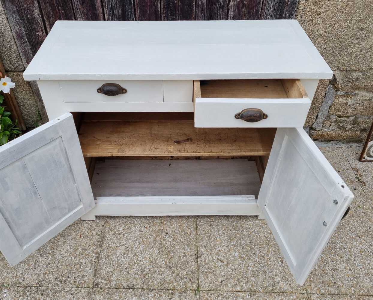 Low Parisian buffet white, vintage, 40s