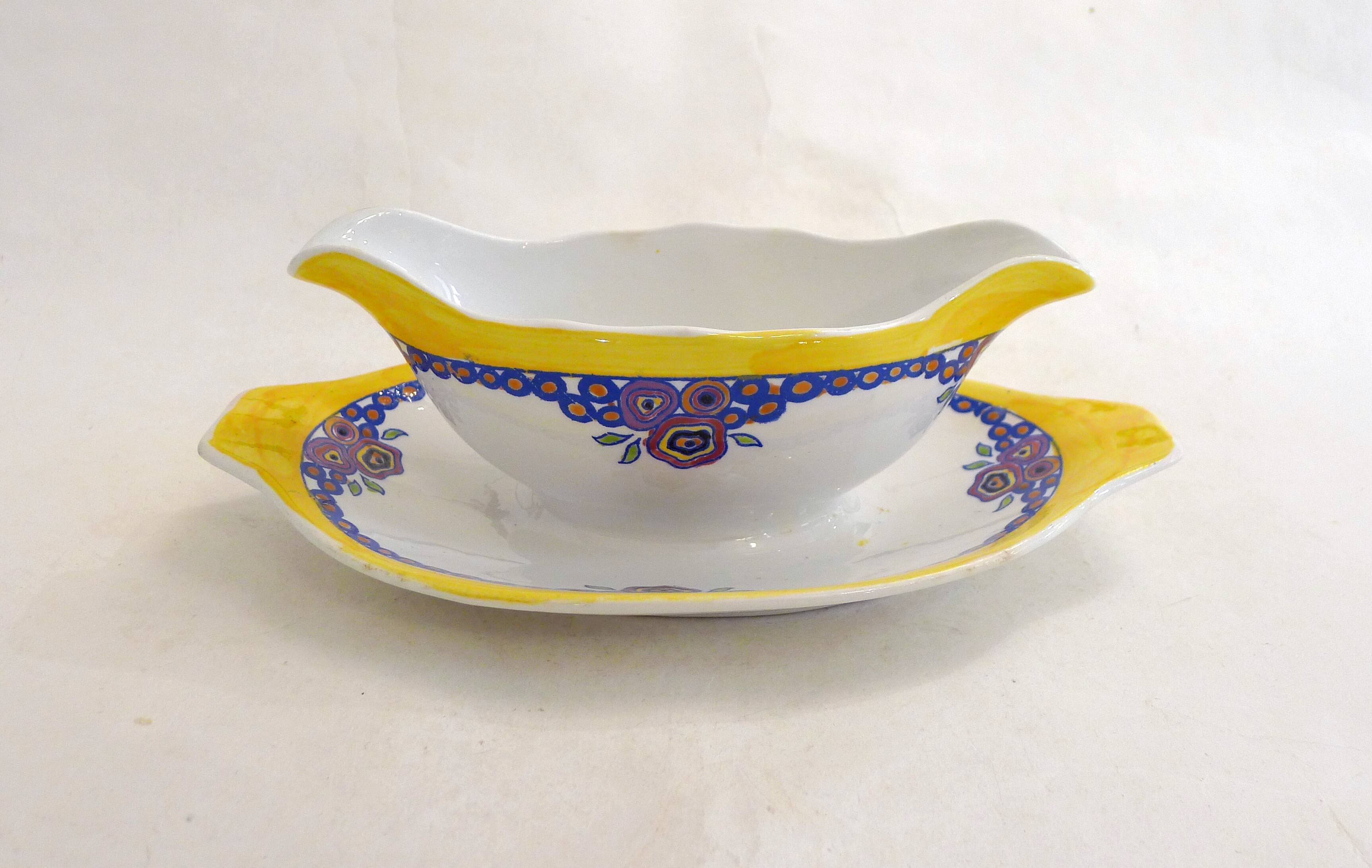 Saucière Art Déco, décor stylisé coloré, faïence Boch la Louvière