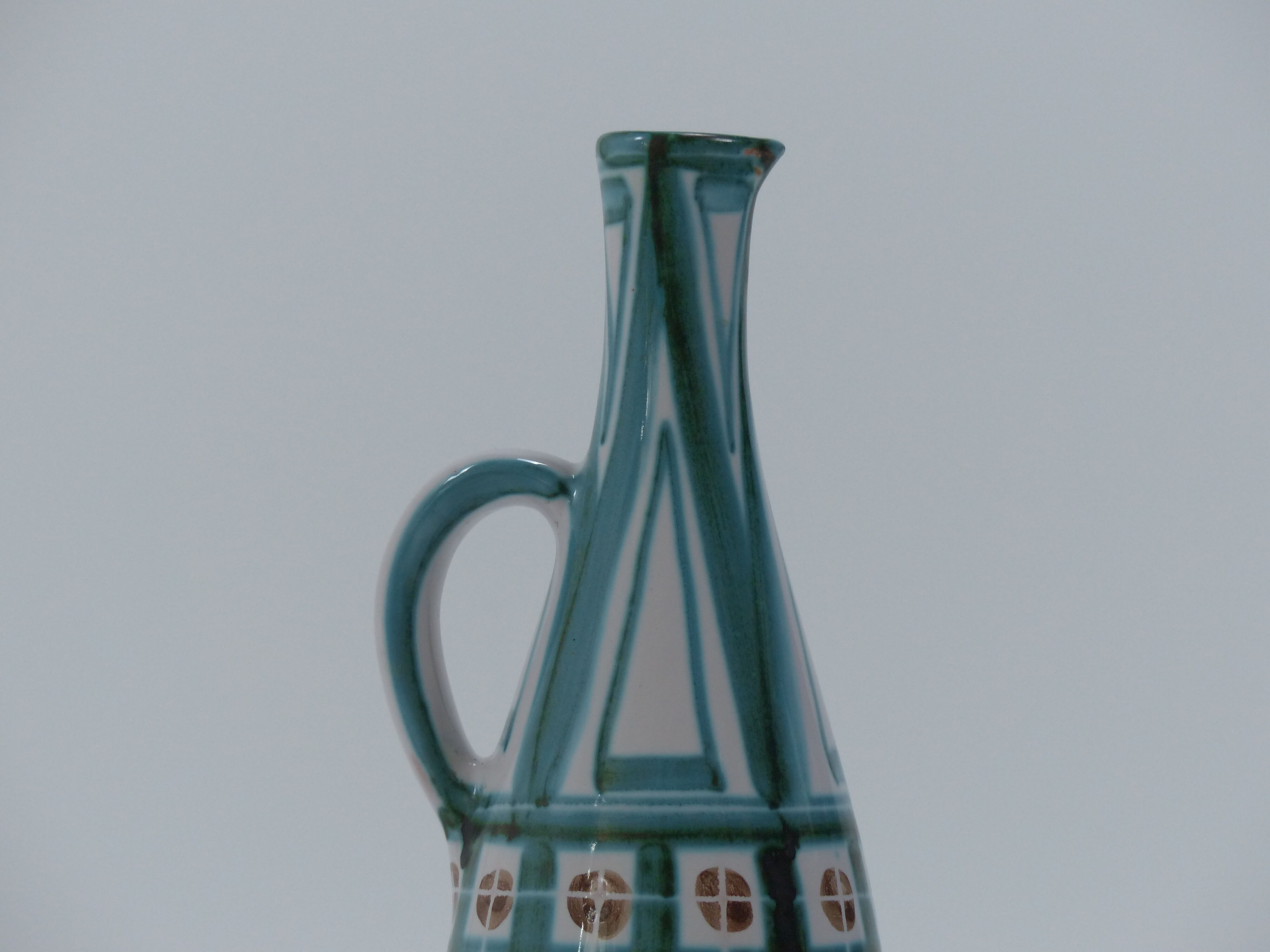 Pitcher Roger Picaud