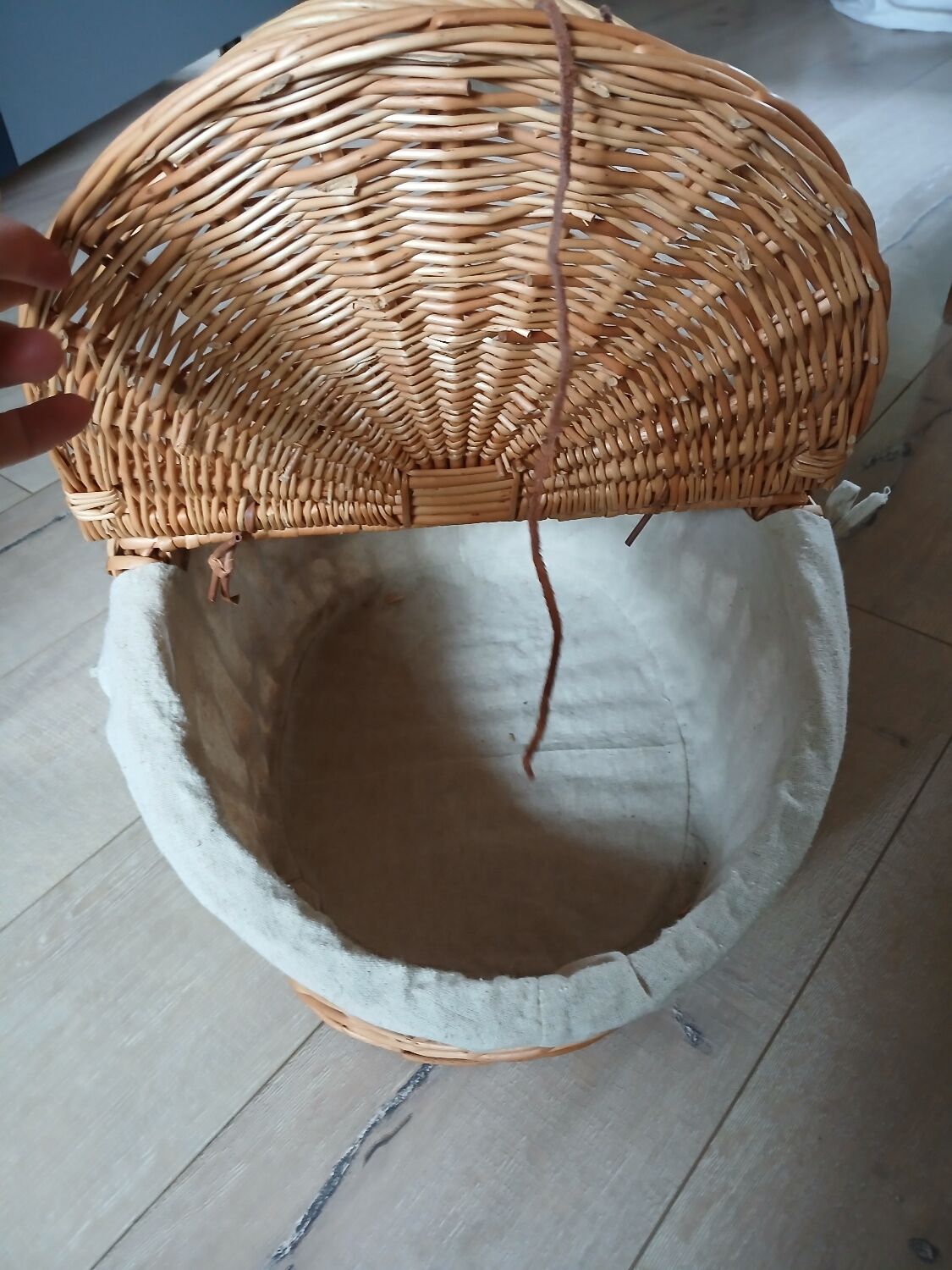 Panier à pique-nique ancien