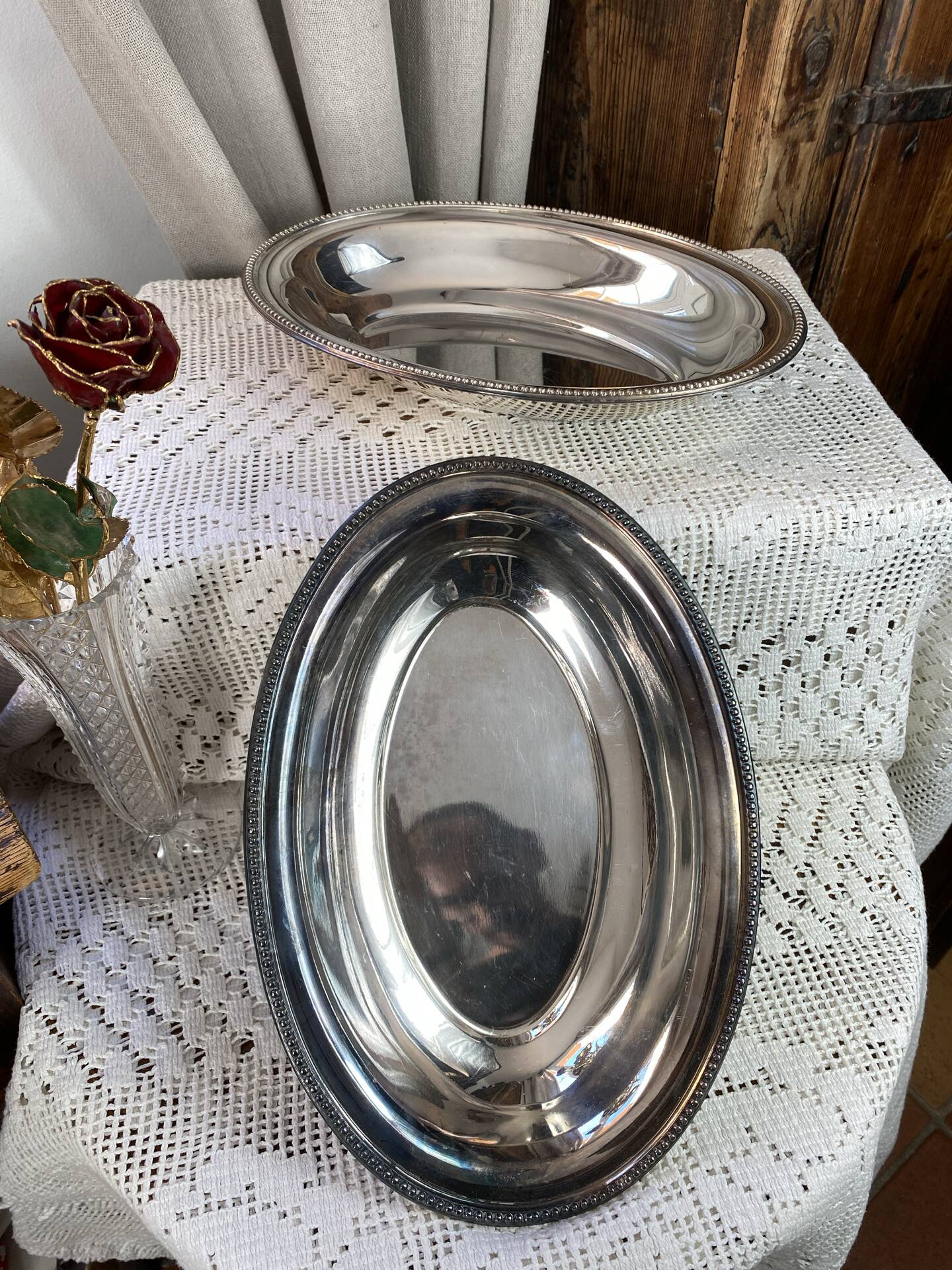 silver-plated metal service trays, Le Mondial silverware