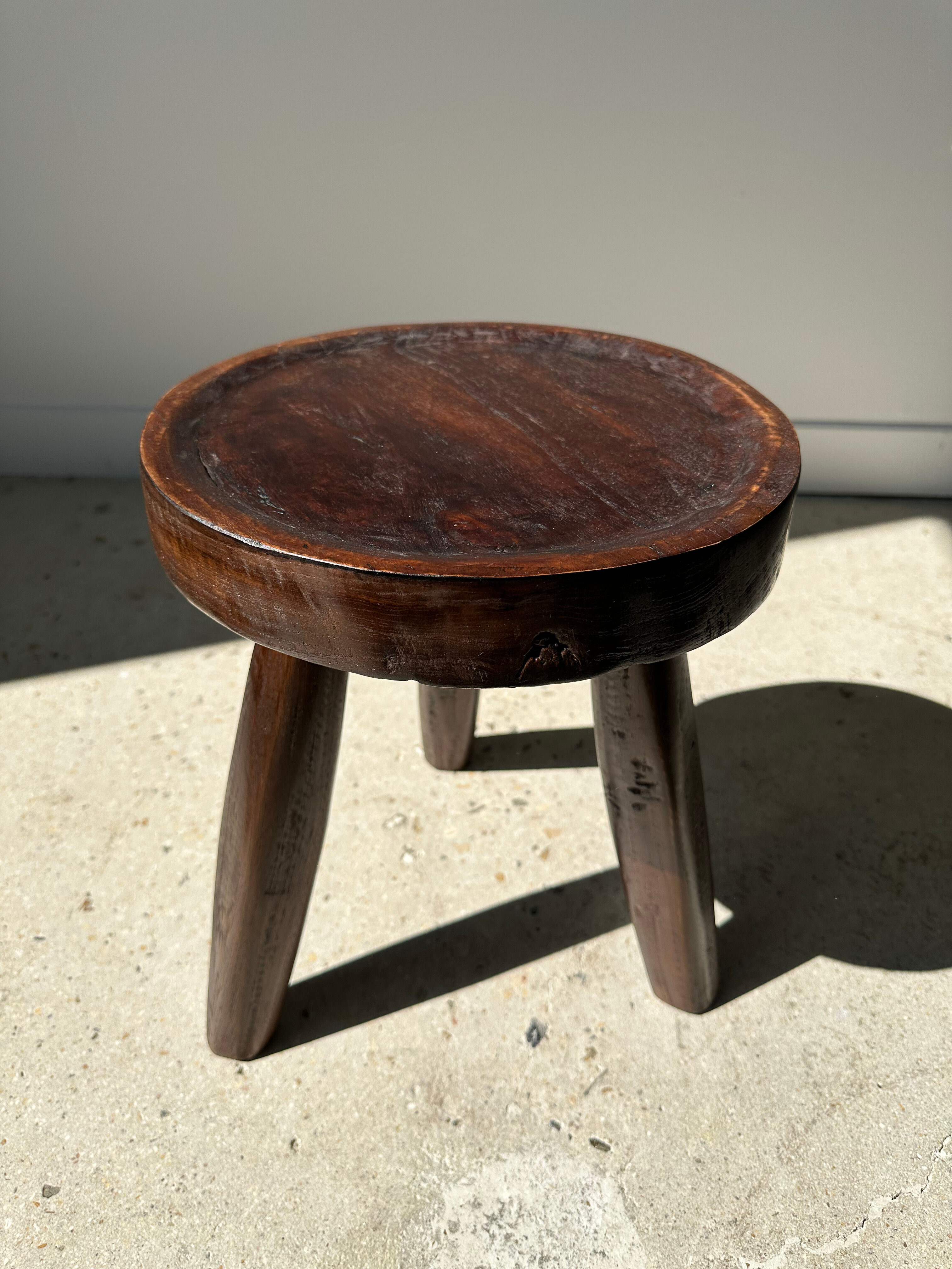 Brown solid wood stool hollow circular seat h:35cm d:30cm