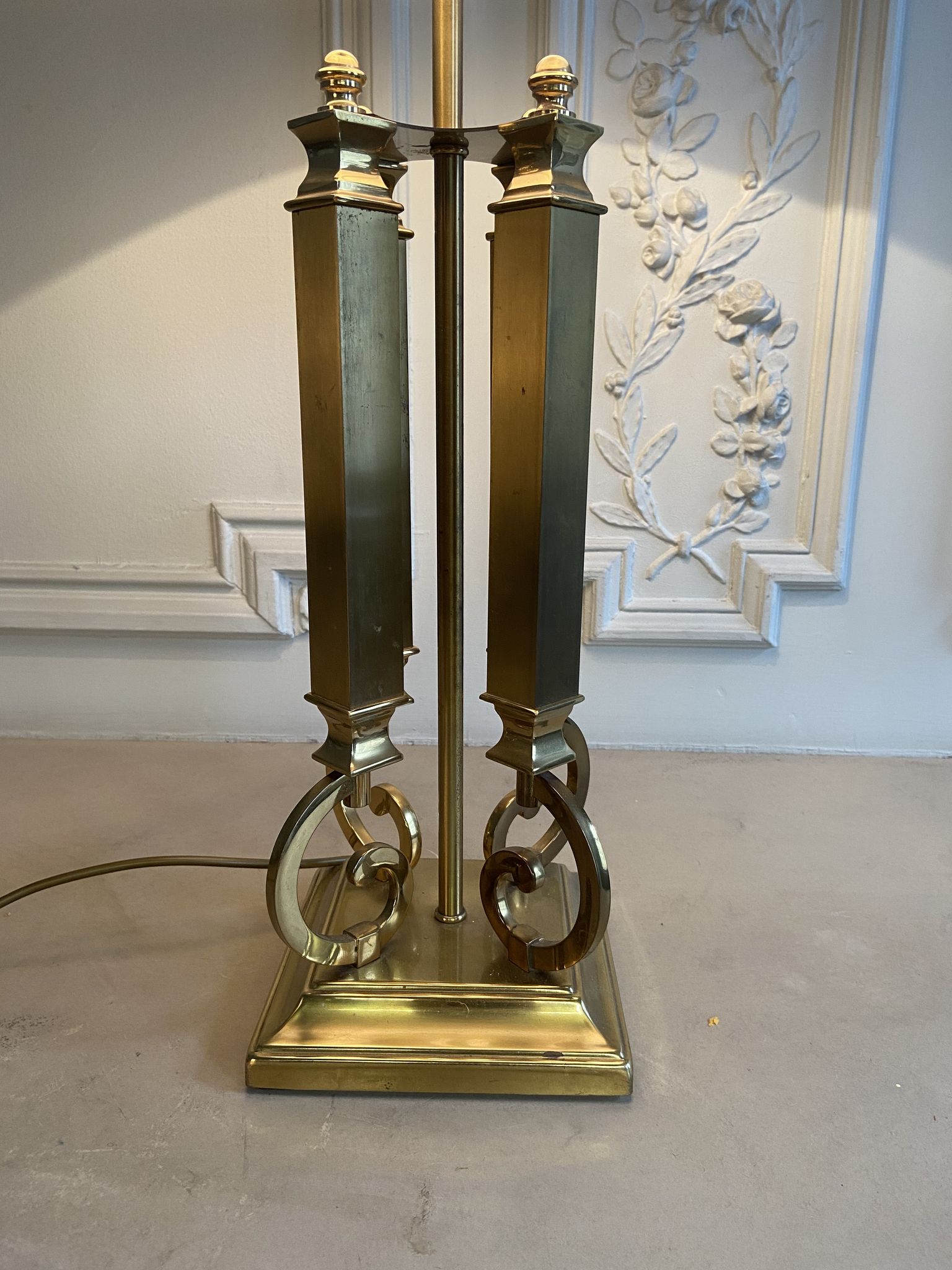 Lampe en laiton Deknudt Belgique 1970